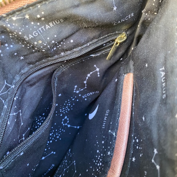 Astrology crossbody - Picture 5 of 7